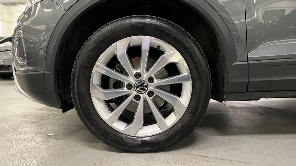 Used Volkswagen T-Roc 2023 for sale - 76684102: Photo 18