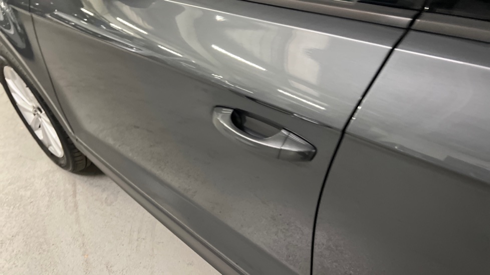 Used Volkswagen T-Roc 2023 for sale - 76684102: Photo 45