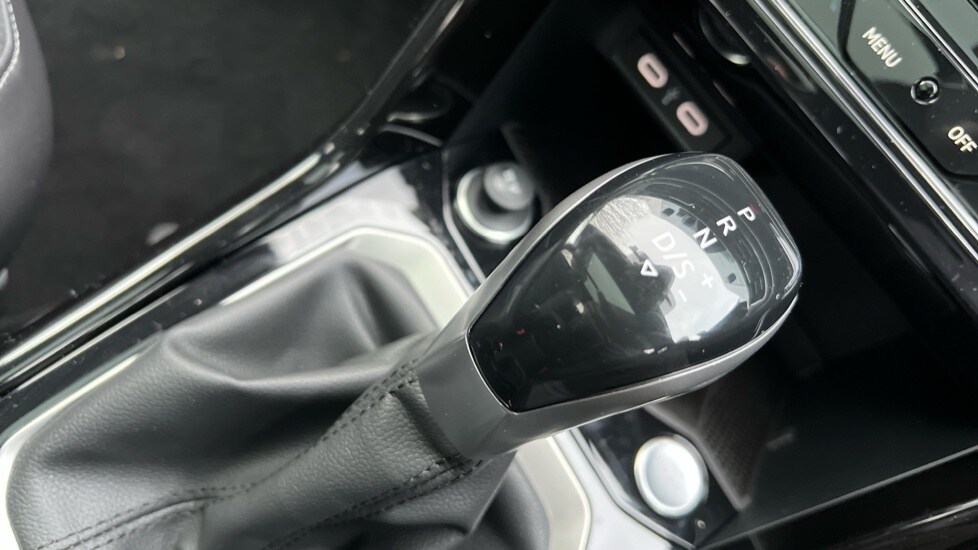 Used Volkswagen T-Roc 2025 for sale - 76684305: Photo 36