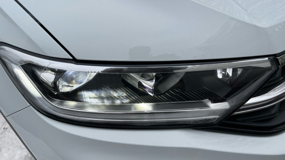 Used Volkswagen T-Roc 2025 for sale - 76684305: Photo 41