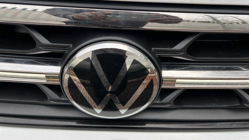 Used Volkswagen T-Roc 2025 for sale - 76684305: Photo 43