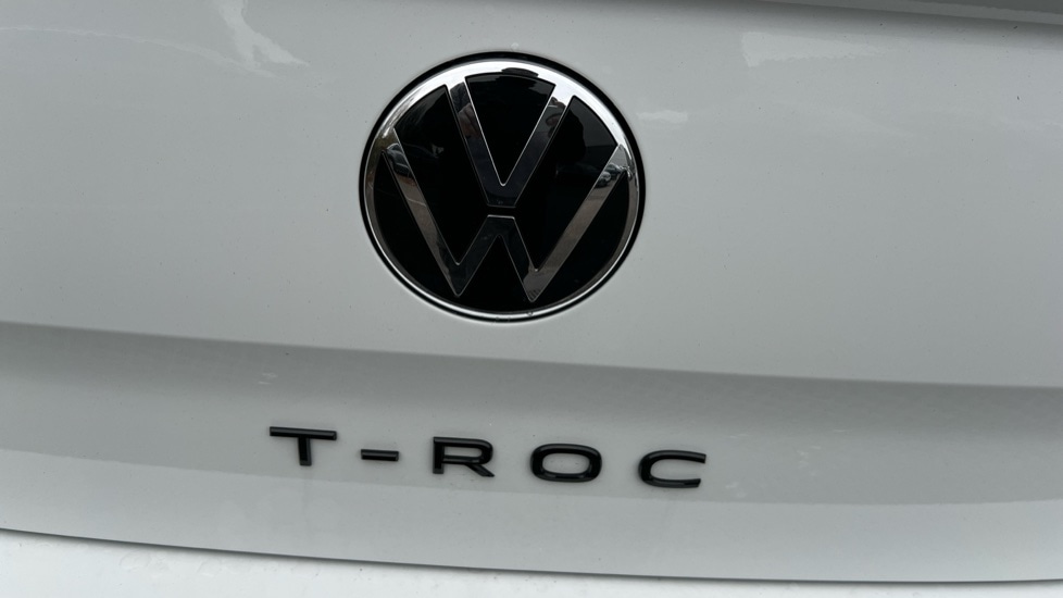 Used Volkswagen T-Roc 2025 for sale - 76684305: Photo 48