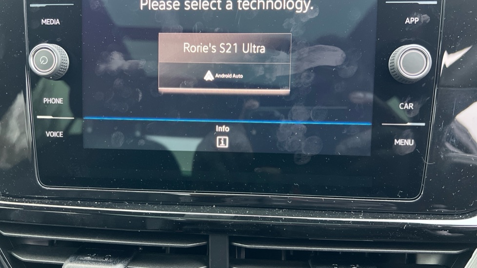 Used Volkswagen T-Roc 2025 for sale - 76684305: Photo 55