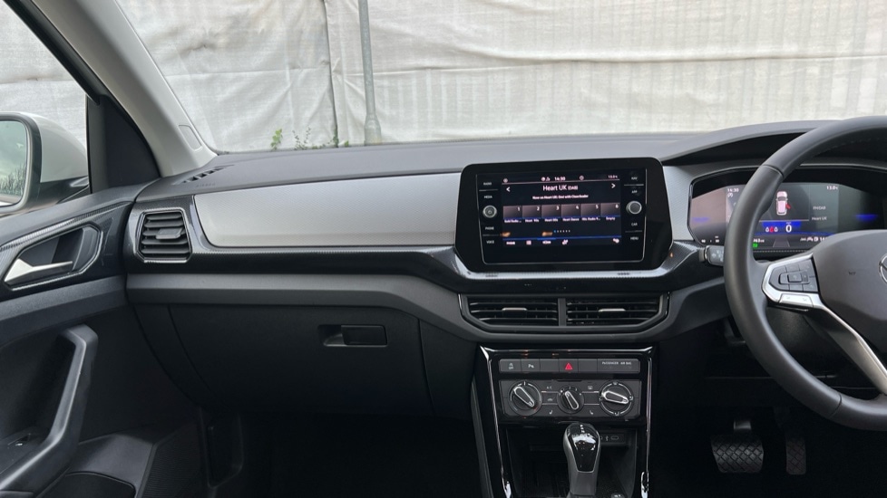 Used Volkswagen T-Cross 2025 for sale - 76873149: Photo 12