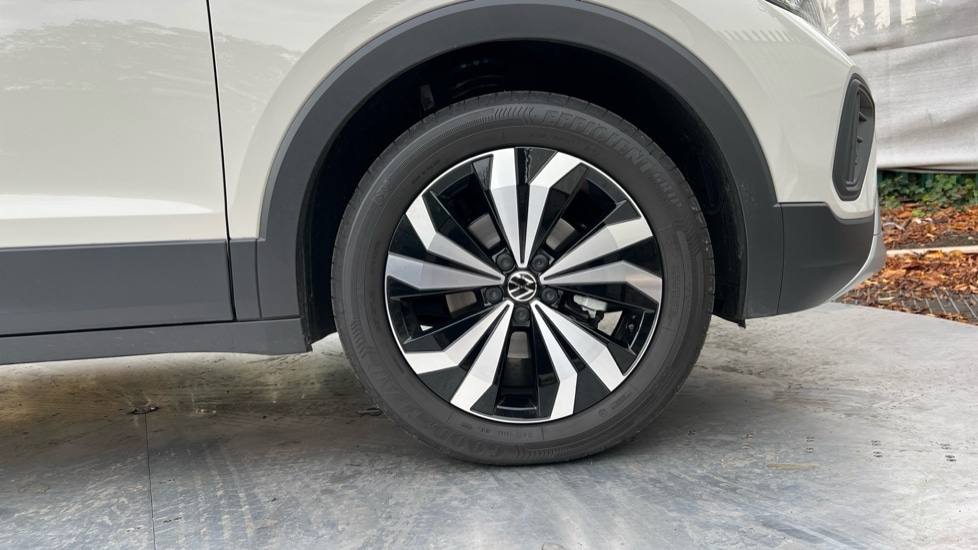 Used Volkswagen T-Cross 2025 for sale - 76873149: Photo 17