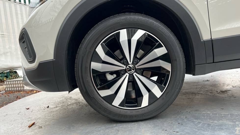 Used Volkswagen T-Cross 2025 for sale - 76873149: Photo 20