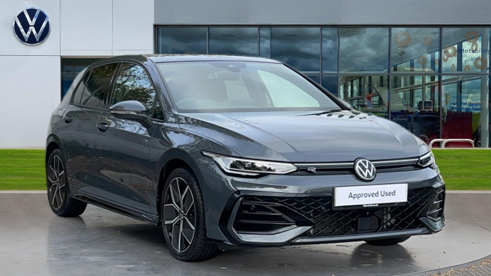 Used Volkswagen Golf 2025 for sale - 76442156: Photo 1