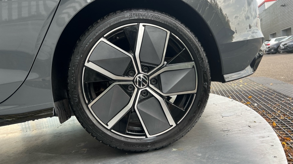 Used Volkswagen Golf 2025 for sale - 76442156: Photo 19