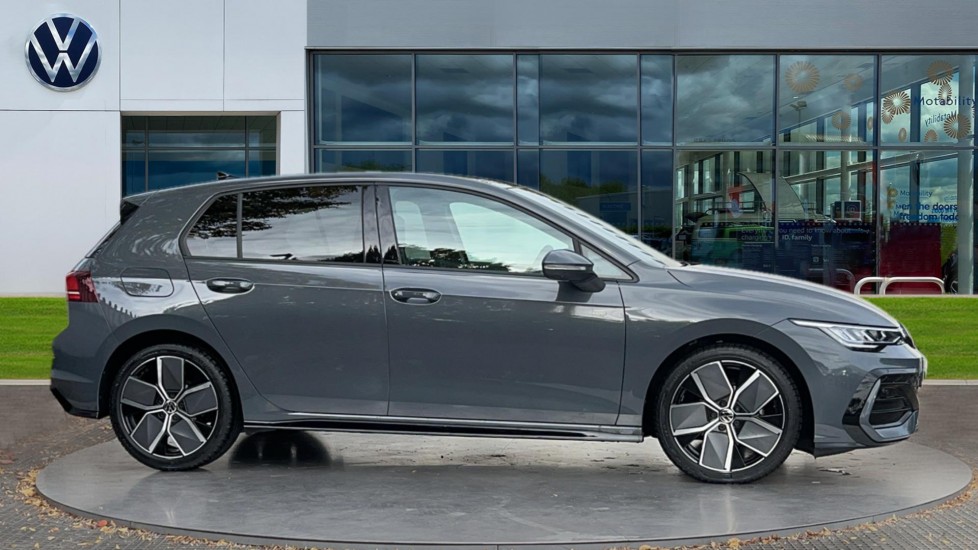 Used Volkswagen Golf 2025 for sale - 76442156: Photo 4