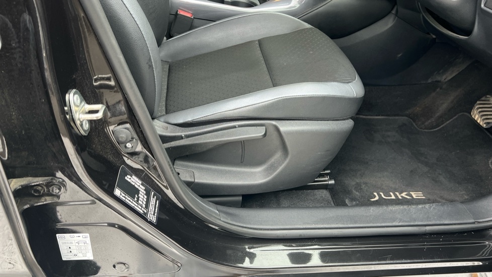 Used Nissan Juke 2023 for sale - 76971225: Photo 32