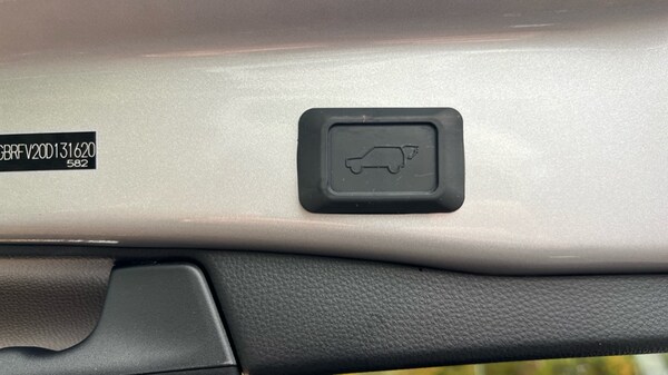 Used Toyota RAV4 2023 for sale - 76241489: Photo 38