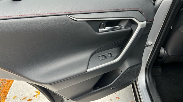 Used Toyota RAV4 2023 for sale - 76241489: Photo 40
