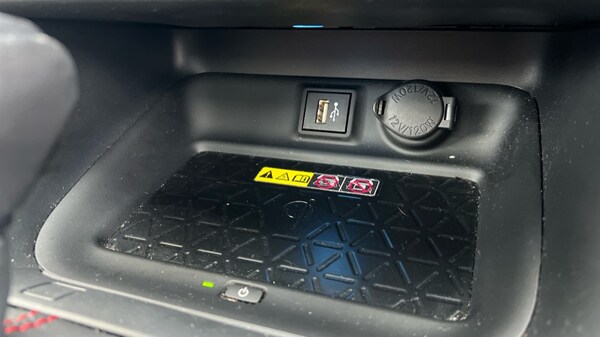 Used Toyota RAV4 2023 for sale - 76241489: Photo 45