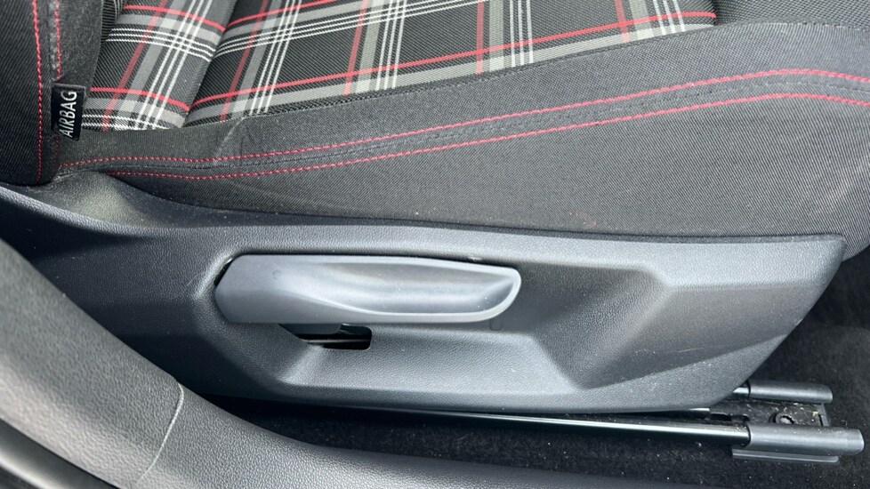 Used Volkswagen Polo 2019 for sale - 76563673: Photo 39