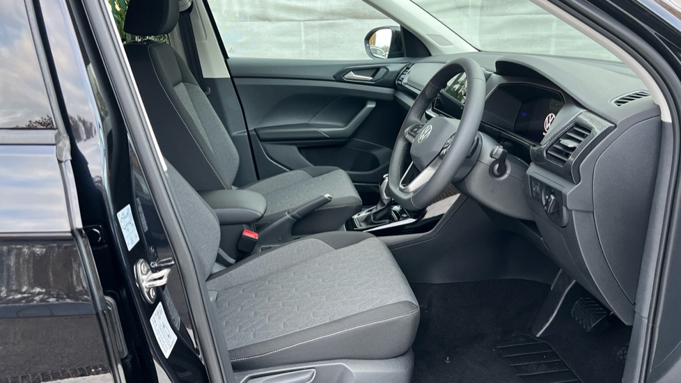 Used Volkswagen T-Cross 2025 for sale - 76873113: Photo 26