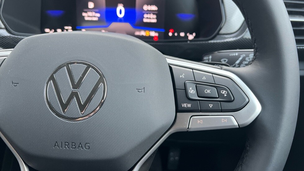 Used Volkswagen T-Cross 2025 for sale - 76873113: Photo 31