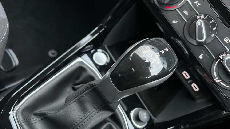 Used Volkswagen T-Cross 2025 for sale - 76873113: Photo 36