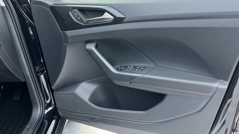 Used Volkswagen T-Cross 2025 for sale - 76873113: Photo 37