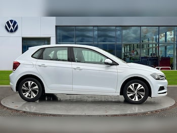 Used Volkswagen Polo 2018 for sale - 76652490: Photo