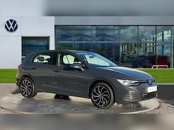 2022 - GOLF 1.5 TSI Life 5dr