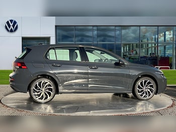 Used Volkswagen Golf 2022 for sale - 76977851: Photo