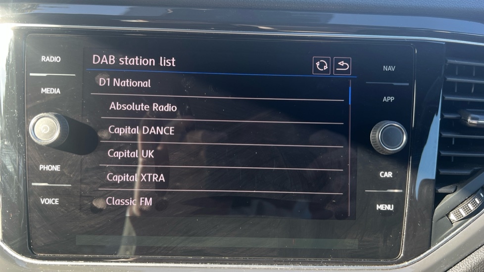 Used Volkswagen T-Roc 2018 for sale - 77060697: Photo 25