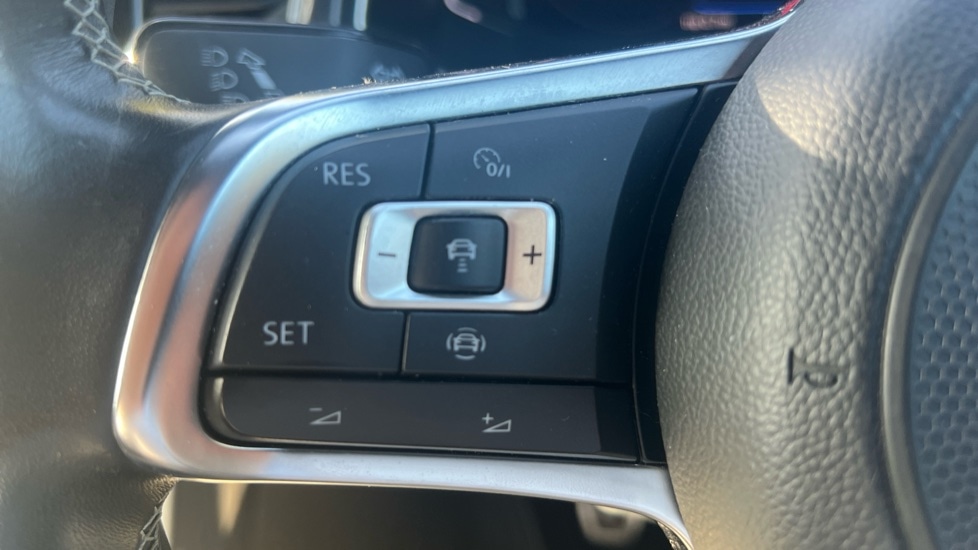 Used Volkswagen T-Roc 2018 for sale - 77060697: Photo 30