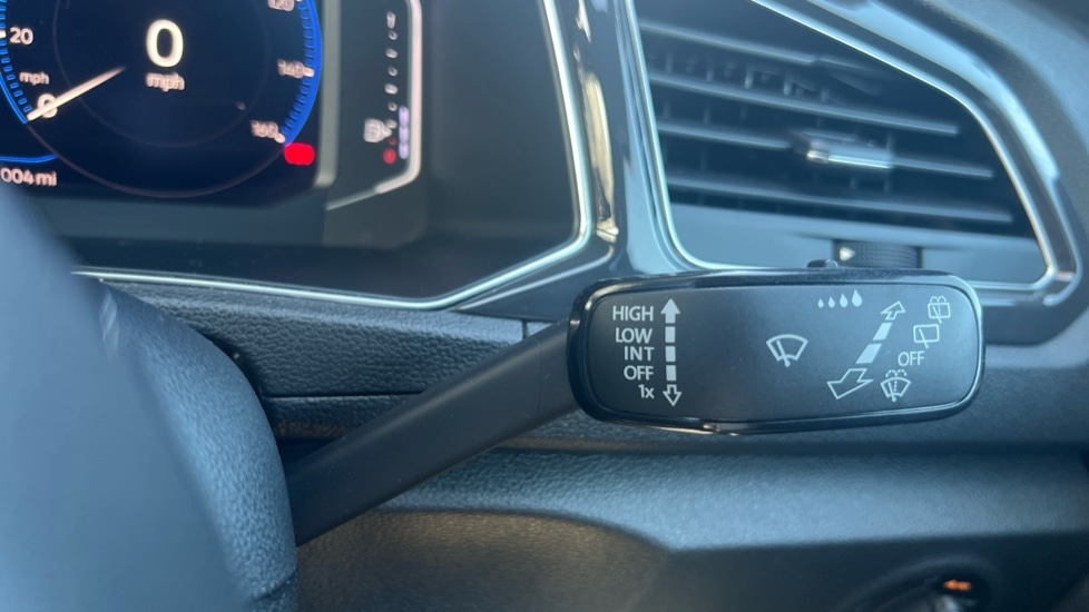 Used Volkswagen T-Roc 2018 for sale - 77060697: Photo 32