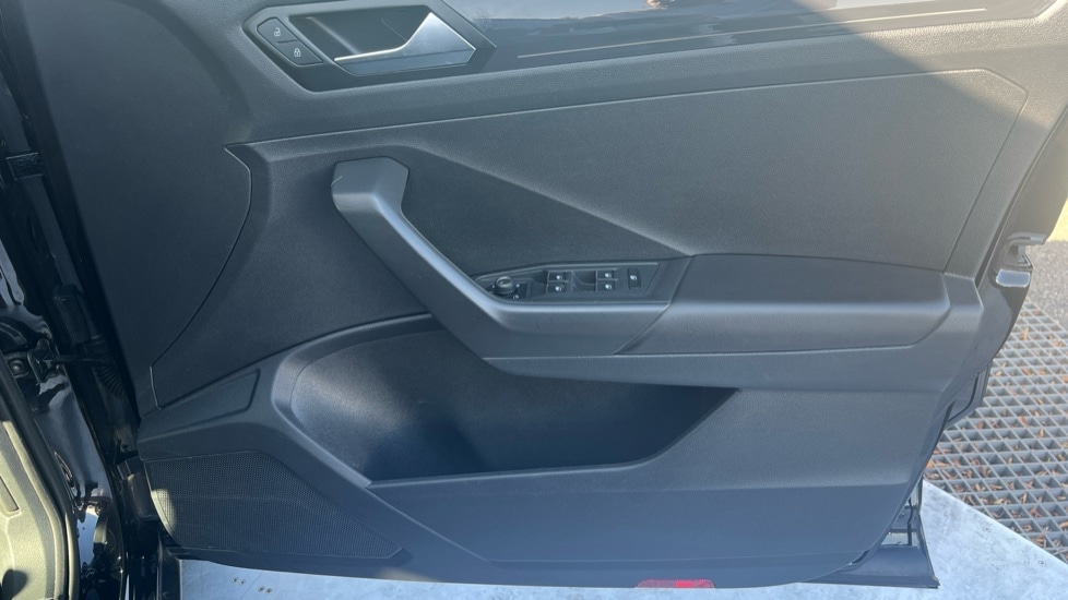 Used Volkswagen T-Roc 2018 for sale - 77060697: Photo 37