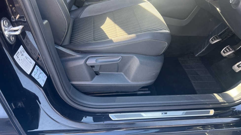 Used Volkswagen T-Roc 2018 for sale - 77060697: Photo 39