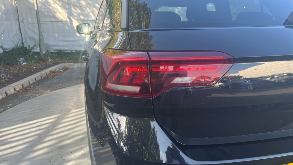 Used Volkswagen T-Roc 2018 for sale - 77060697: Photo 49