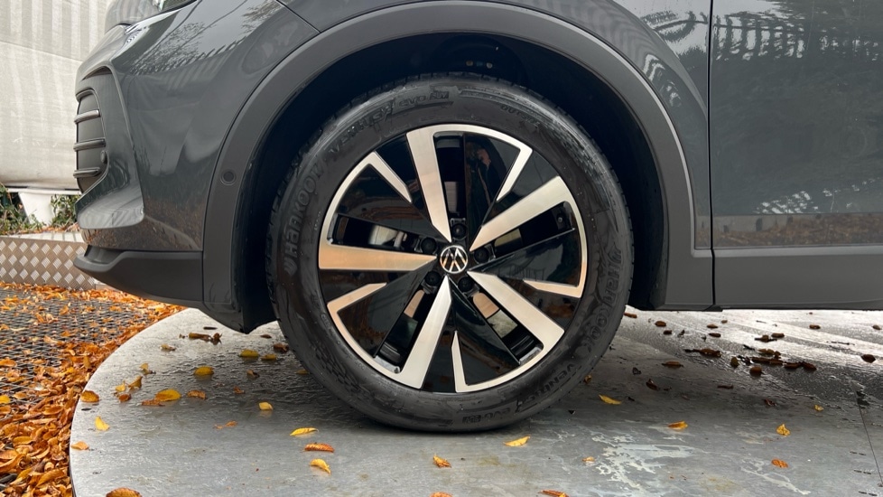 Used Volkswagen Tiguan 2025 for sale - 76328049: Photo 17