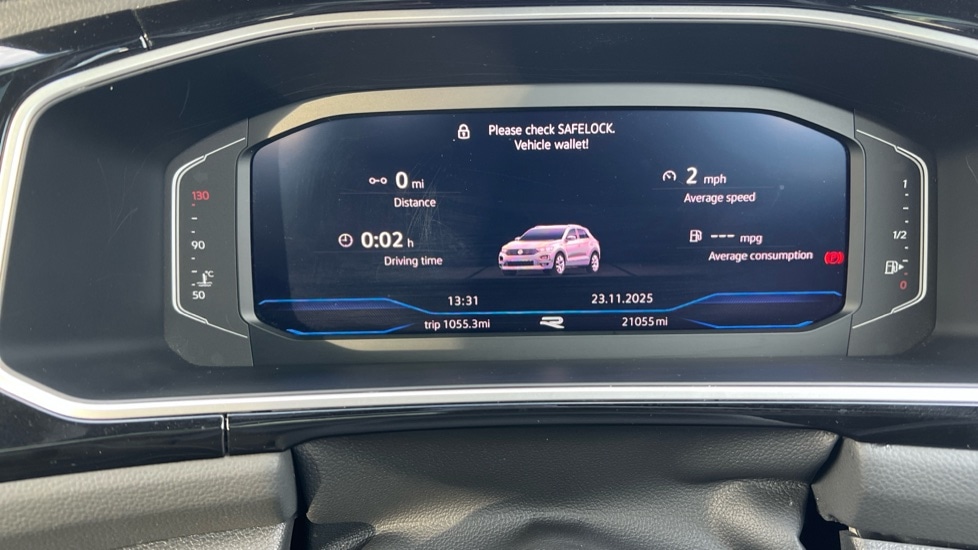 Used Volkswagen T-Roc 2023 for sale - 76871652: Photo 13