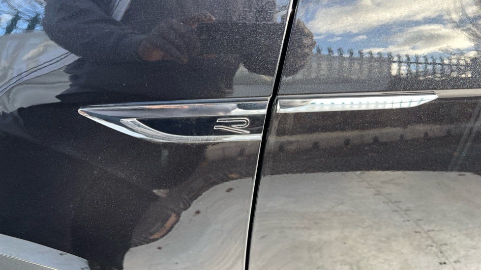 Used Volkswagen T-Roc 2023 for sale - 76871652: Photo 44