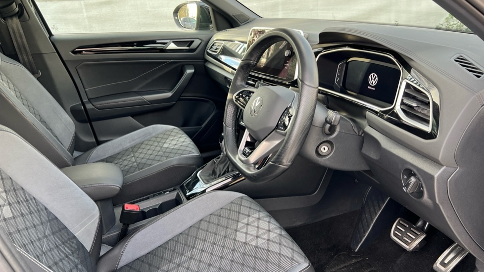 Used Volkswagen T-Roc 2023 for sale - 76871652: Photo 5