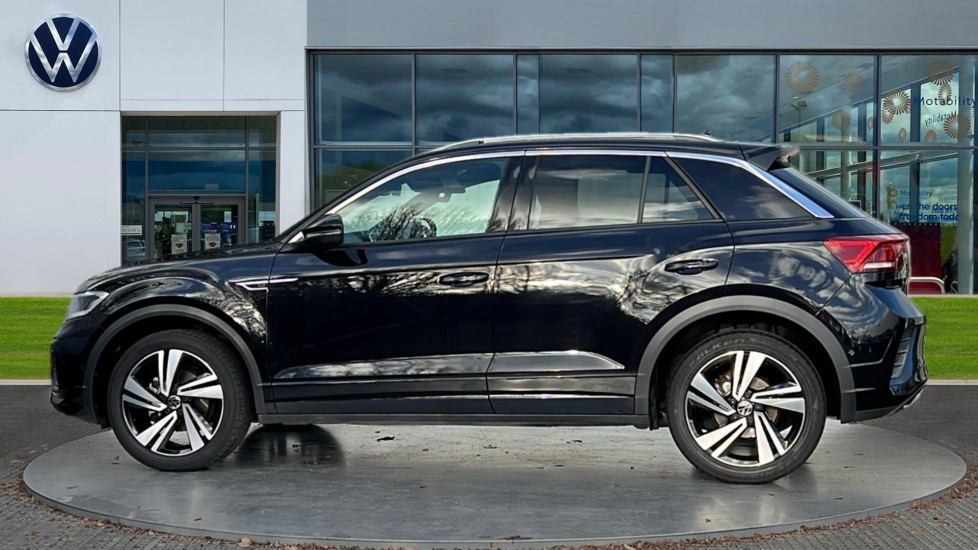 Used Volkswagen T-Roc 2023 for sale - 76871652: Photo 8