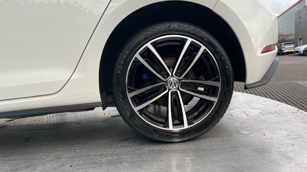 Used Volkswagen Golf 2020 for sale - 76999530: Photo 19