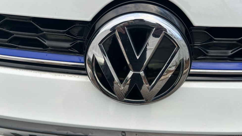 Used Volkswagen Golf 2020 for sale - 76999530: Photo 44