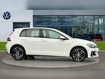 Used Volkswagen Golf 2020 for sale - 76999530: Photo