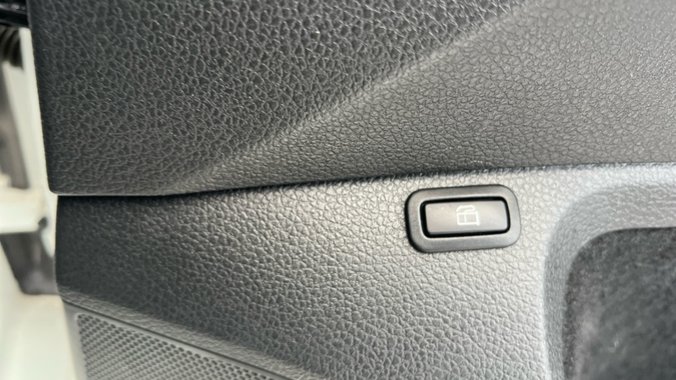 Used Volkswagen Golf 2020 for sale - 76999530: Photo 54