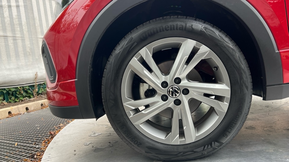 Used Volkswagen T-Cross 2024 for sale - 76180191: Photo 20