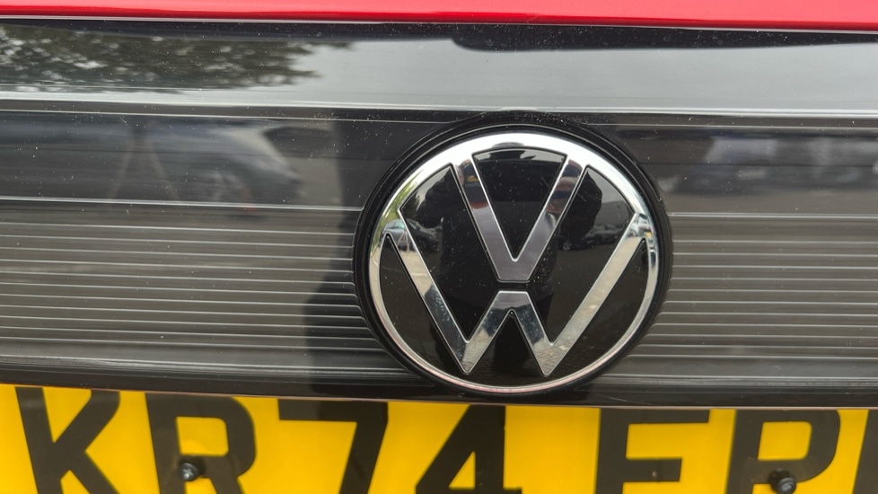 Used Volkswagen T-Cross 2024 for sale - 76180191: Photo 44