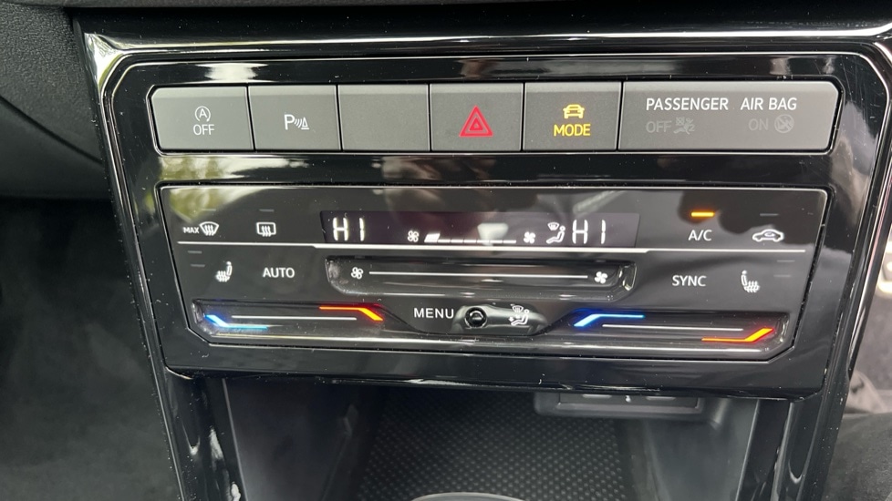 Used Volkswagen T-Cross 2024 for sale - 76180191: Photo 51
