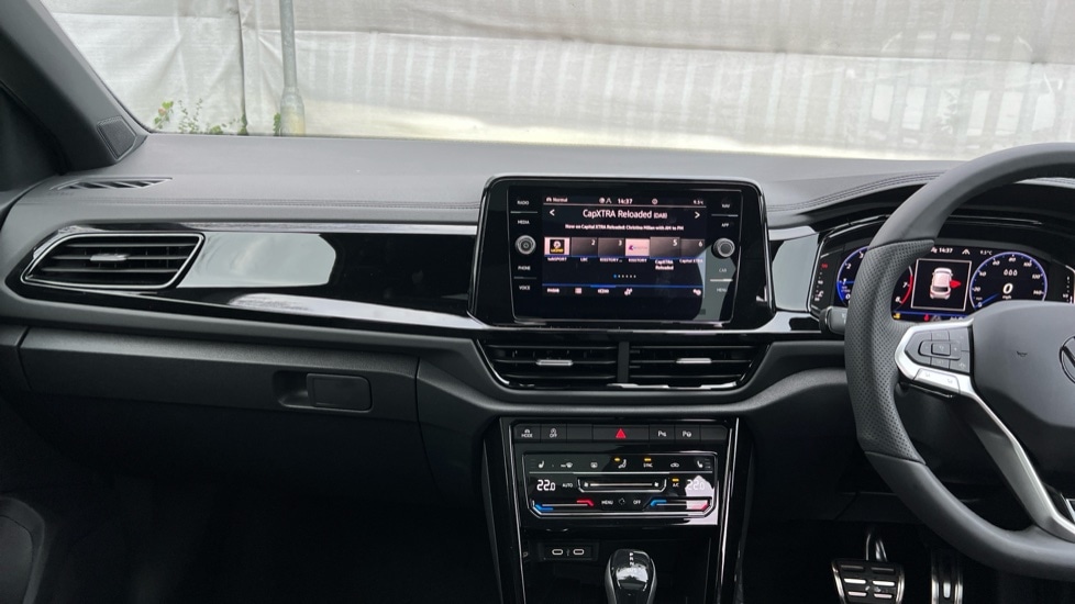 Used Volkswagen T-Roc 2025 for sale - 76872886: Photo 12