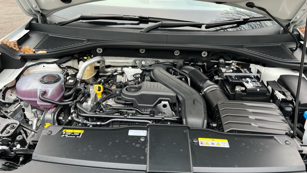 Used Volkswagen T-Roc 2025 for sale - 76872886: Photo 16