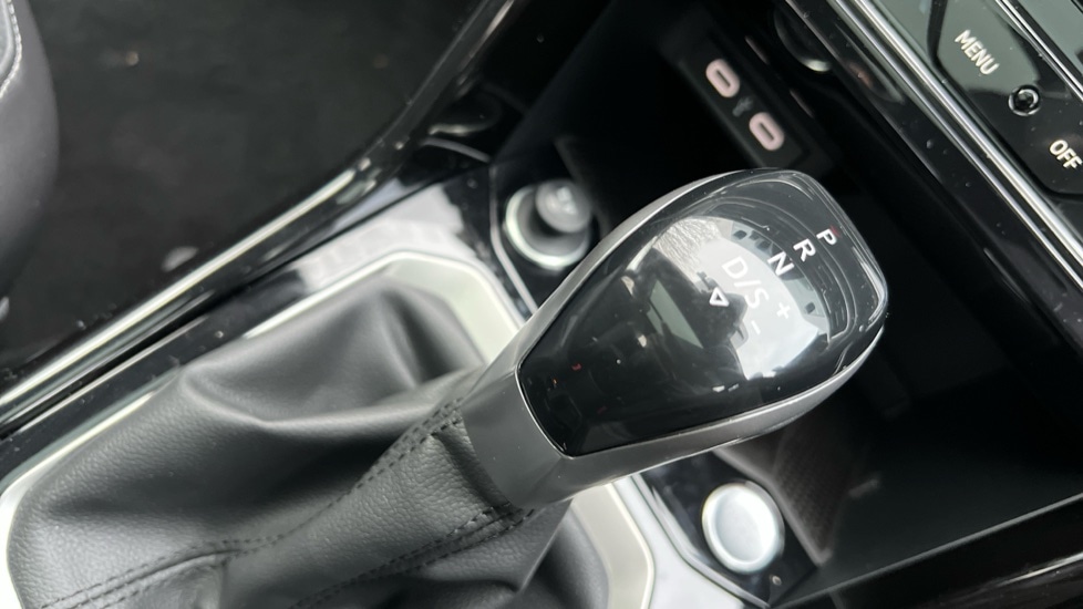 Used Volkswagen T-Roc 2025 for sale - 76872886: Photo 36