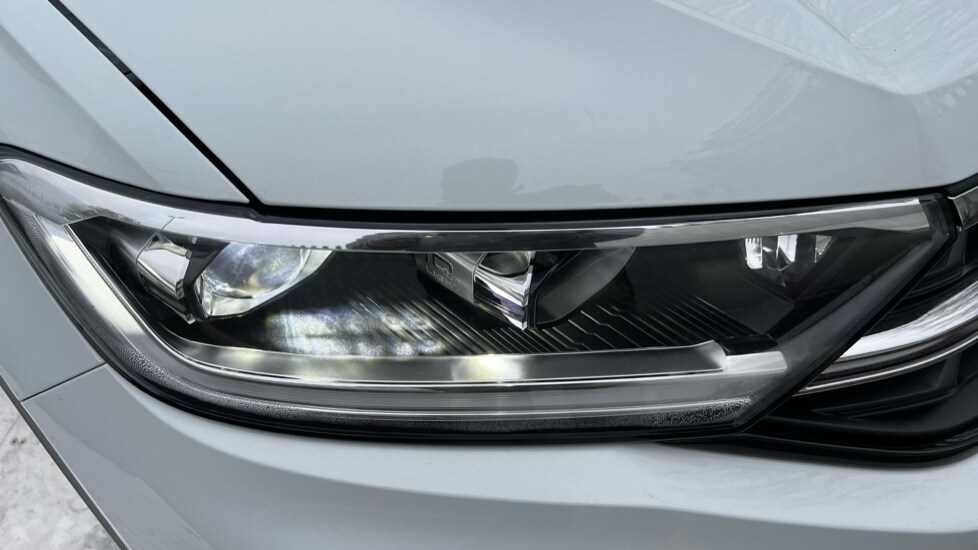 Used Volkswagen T-Roc 2025 for sale - 76872886: Photo 41