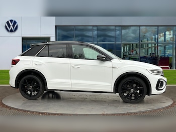 Used Volkswagen T-Roc 2025 for sale - 76872886: Photo