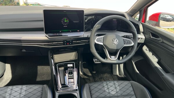 Used Volkswagen Golf 2025 for sale - 76172315: Photo 11