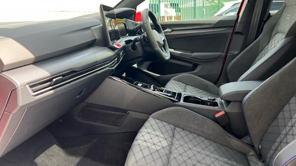 Used Volkswagen Golf 2025 for sale - 76172315: Photo 28